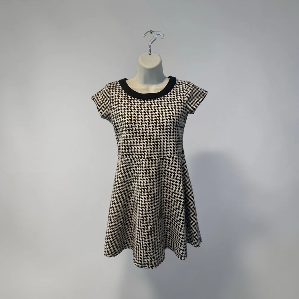 The Children’s Place Black & White Houndstooth Skater Dress – Girls Size 14